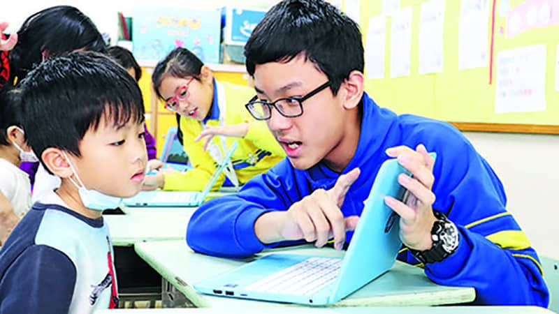 聖紀文小學 STEM正能量 校園長幼樂團圓