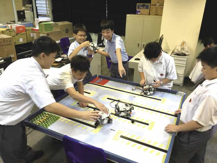 嶺南衡怡紀念中學 學生研發智能咭考勤系統 善用STEM教育 培養敏銳觸覺 嶺南衡怡紀念中學 學生研發智能咭考勤系統 善用STEM教育 培養敏銳觸覺