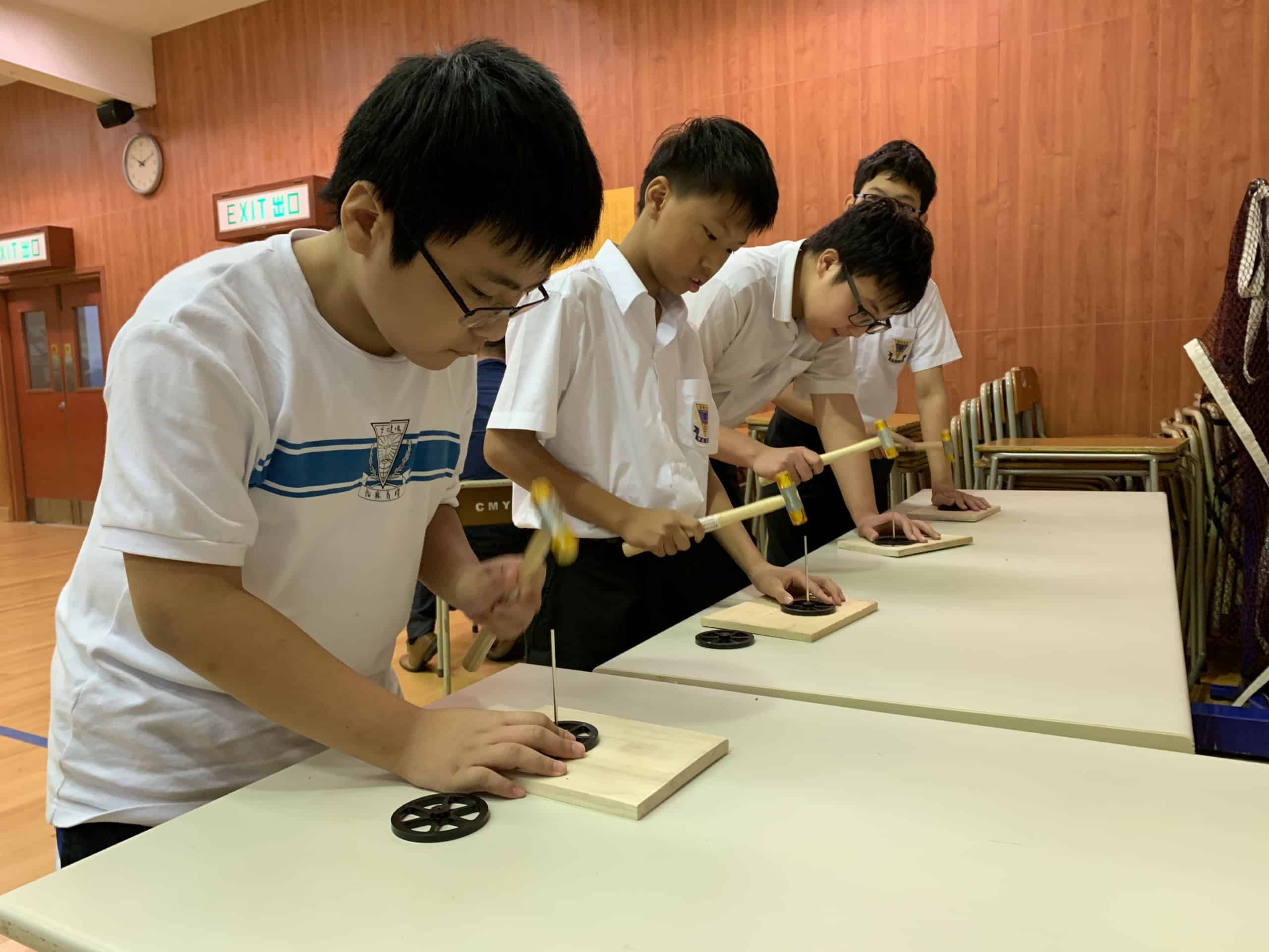 天主教鳴遠中學<br/>全方位價值教育 樹英育才展全人