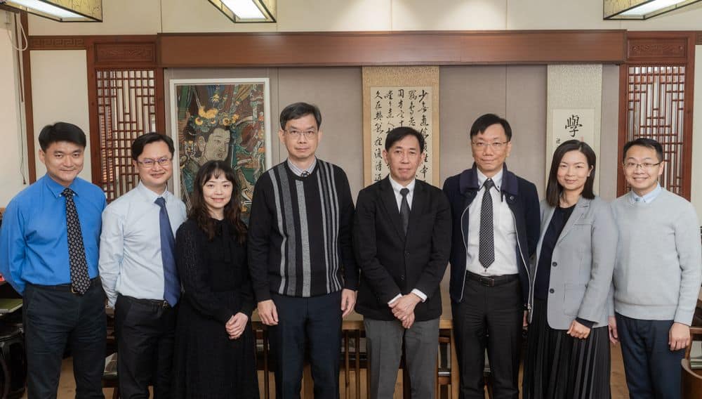 天主教普照中學<br/>引入靜觀課程 盼給學生樂觀・感恩・希望 天主教普照中學<br/>引入靜觀課程 盼給學生樂觀・感恩・希望