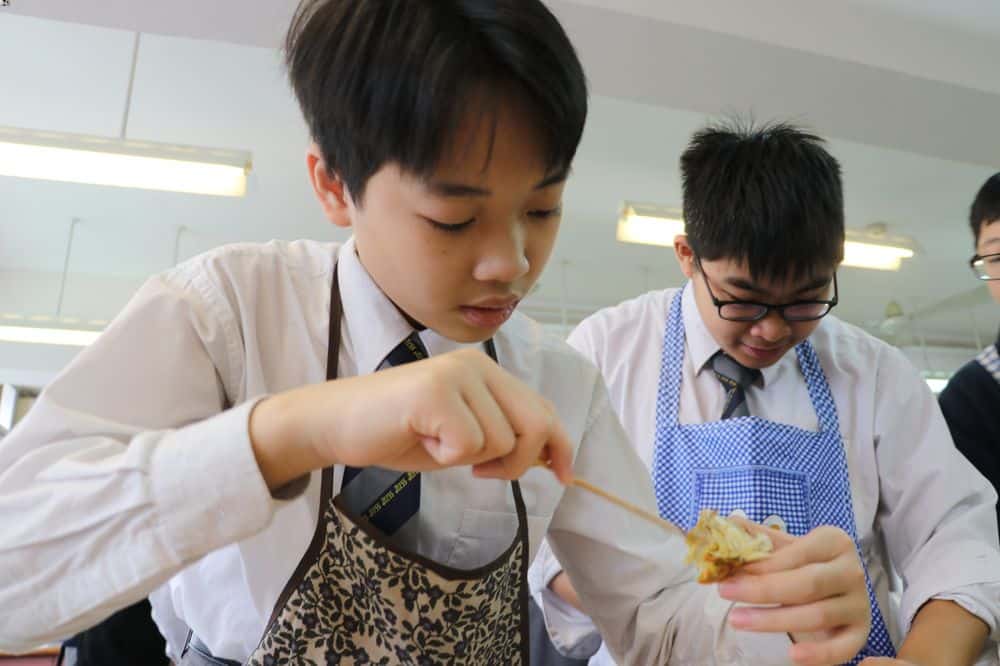 裘錦秋中學(元朗)<br/>善用校內外資源 教導學生研習中華文化 裘錦秋中學(元朗)<br/>善用校內外資源 教導學生研習中華文化