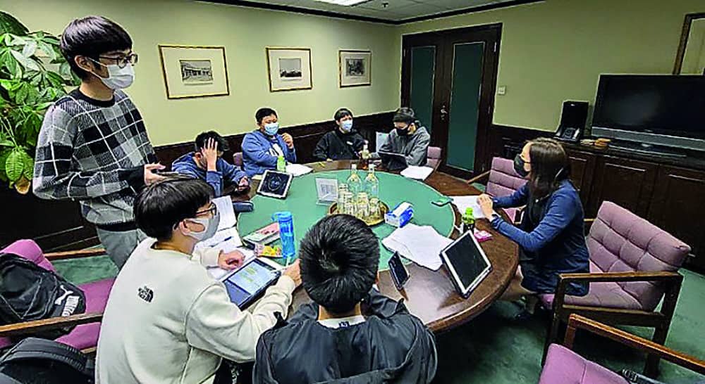 彩虹邨天主教英文中學<br/>實踐多元化教育 鼓勵服務社會