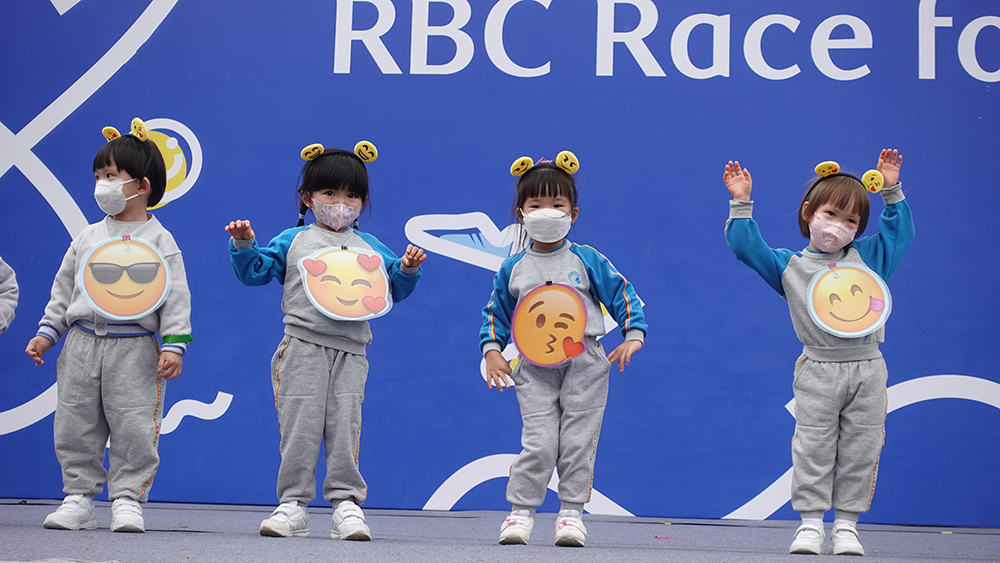 香港小童群益會樂緻幼兒園暨幼稚園（將軍澳）採用活動式教學 追求多元智能