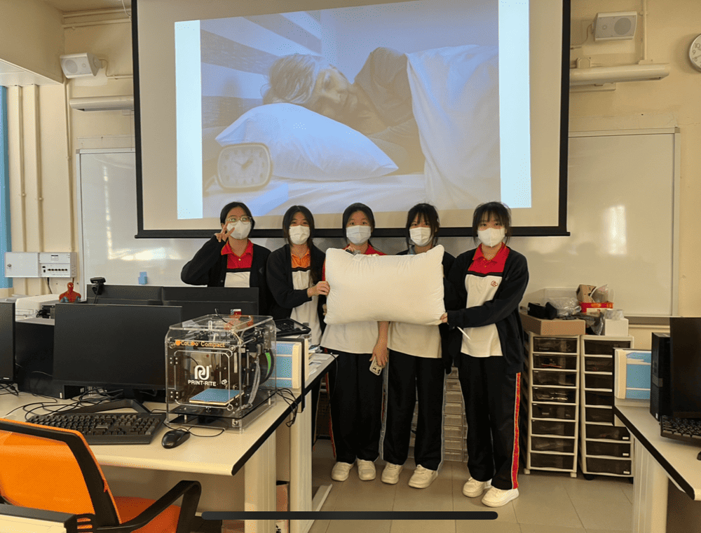 聖母書院<br/>創沉浸式英文語境 培育關愛社會的世界公民 聖母書院<br/>創沉浸式英文語境 培育關愛社會的世界公民
