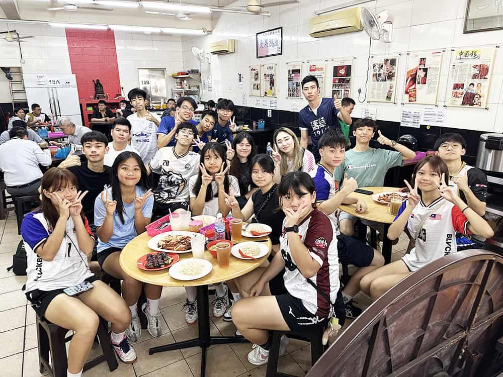 沙循揚威海外 奪馬國閃避球女子青少年冠軍