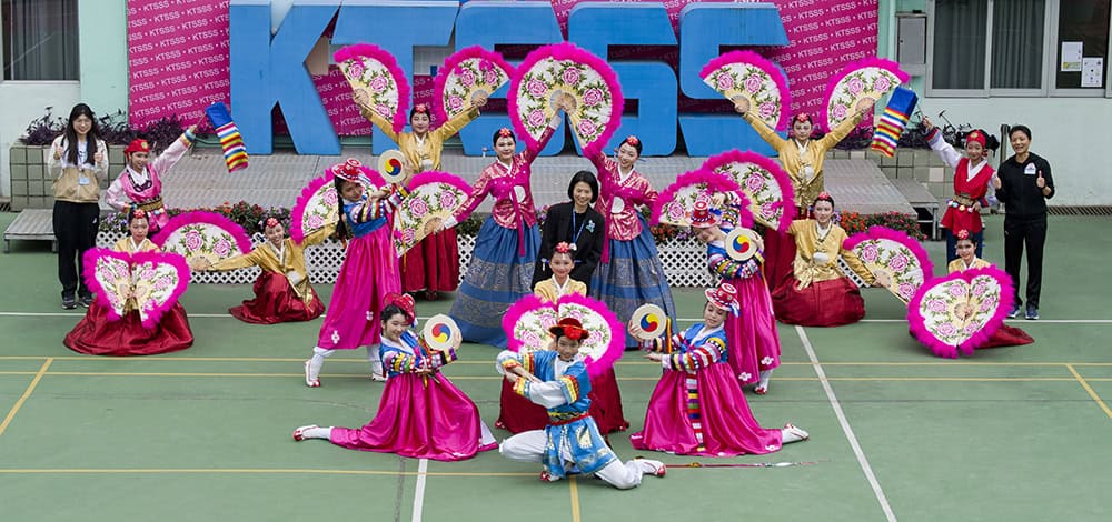 九龍塘學校(中學部) 龍塘夢想 與我翱翔 九龍塘學校(中學部) 龍塘夢想 與我翱翔